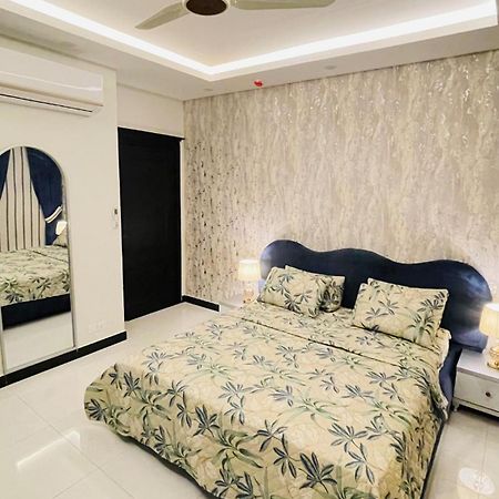 Flat In Central Islamabad Exterior foto