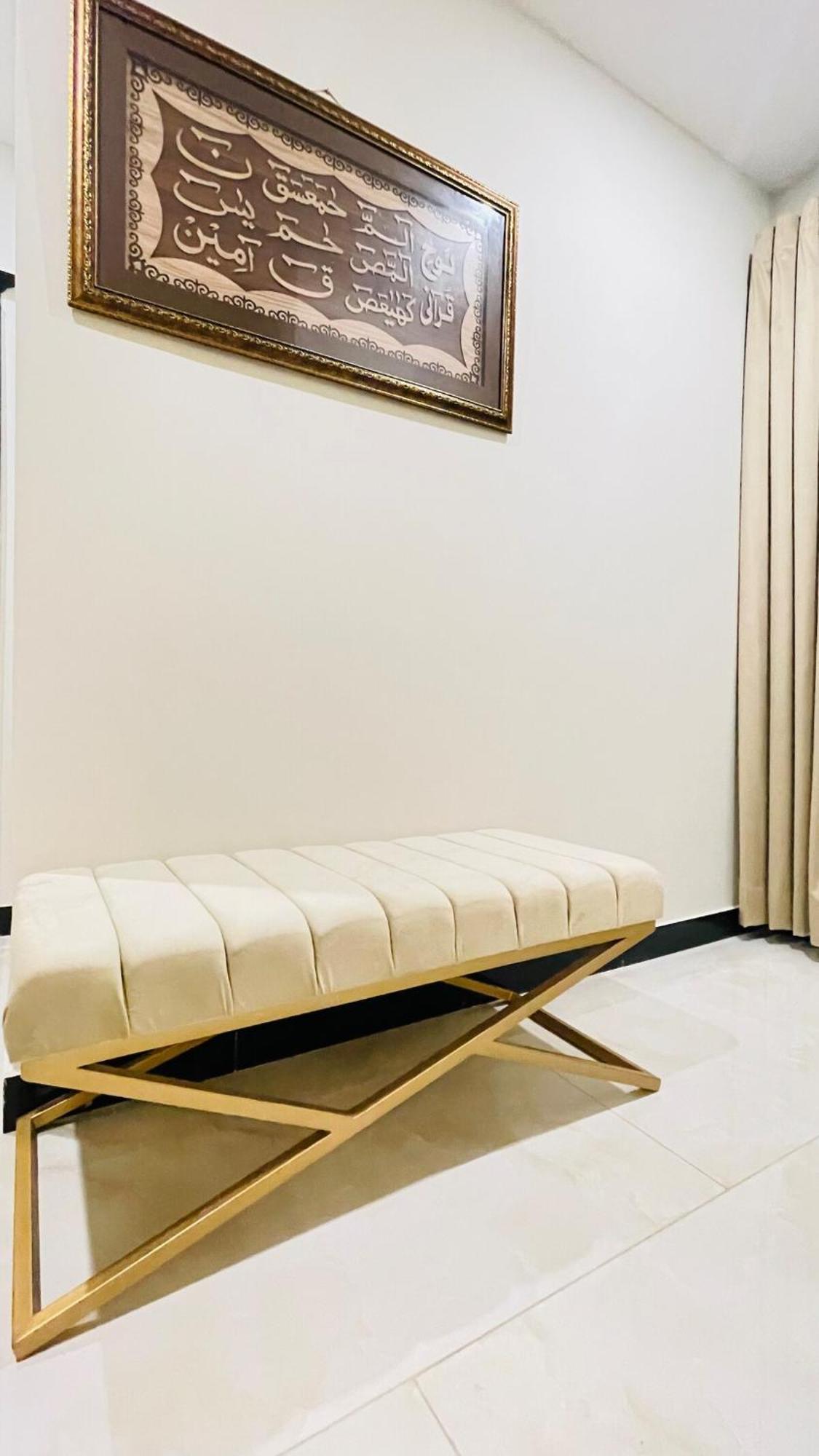 Flat In Central Islamabad Exterior foto